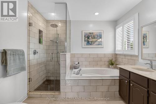 Ensuite Shower and Soaker Tub - 46 Garden Walk, London South (South N), ON - Indoor Photo Showing Bathroom