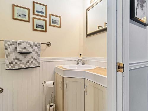 34 Forestside Crescent, Halifax, NS 