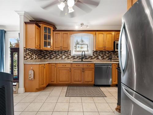 98 Ocean Front Drive, Gulf Shore, NS - Indoor Photo Showing Kitchen