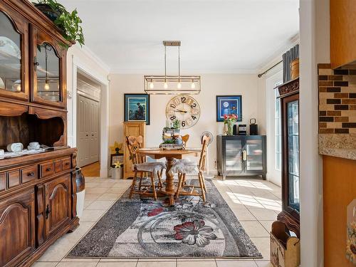 98 Ocean Front Drive, Gulf Shore, NS - Indoor Photo Showing Dining Room