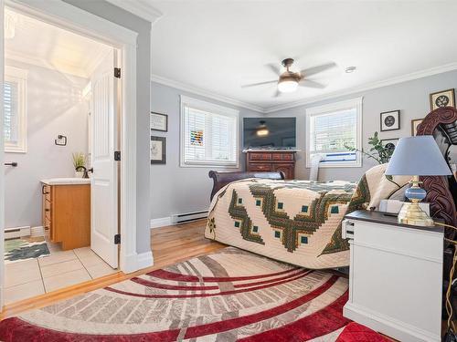 98 Ocean Front Drive, Gulf Shore, NS - Indoor Photo Showing Bedroom