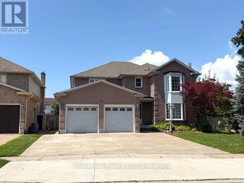 1 CRYSLER CRESCENT  Thorold (Confederation Heights), ON L2V 5V2