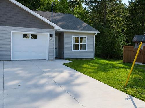 23 Jenifer Cres, New Minas, NS - Outdoor