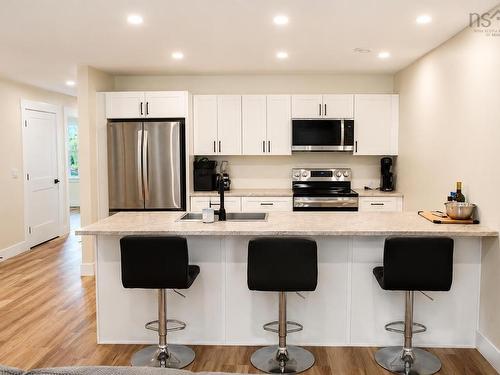 23 Jenifer Cres, New Minas, NS - Indoor Photo Showing Kitchen With Upgraded Kitchen