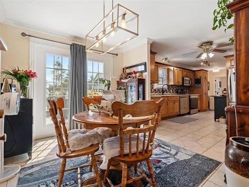 98 Ocean Front Drive, Gulf Shore, NS - Indoor Photo Showing Dining Room