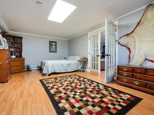 98 Ocean Front Drive, Gulf Shore, NS - Indoor Photo Showing Bedroom