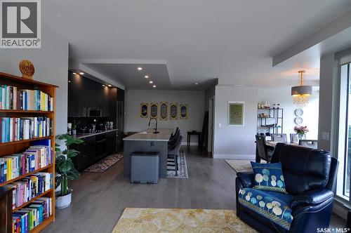 302 637 University Drive, Saskatoon, SK - Indoor