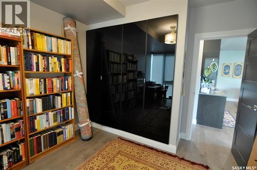 302 637 University Drive, Saskatoon, SK - Indoor