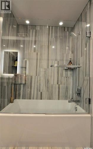 302 637 University Drive, Saskatoon, SK - Indoor Photo Showing Bathroom