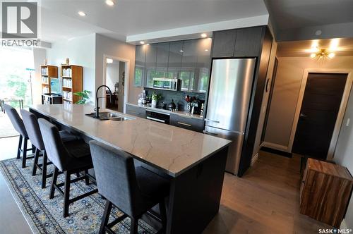 302 637 University Drive, Saskatoon, SK - Indoor Photo Showing Kitchen With Double Sink
