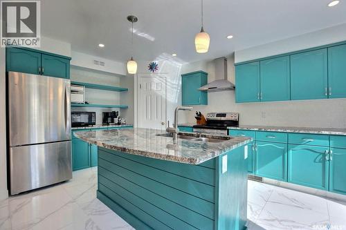 3544 Basswood Grove, Regina, SK - Indoor Photo Showing Kitchen With Upgraded Kitchen