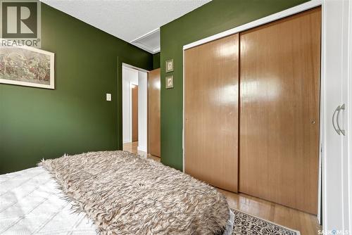 111 Bell Street, Regina, SK - Indoor Photo Showing Bedroom