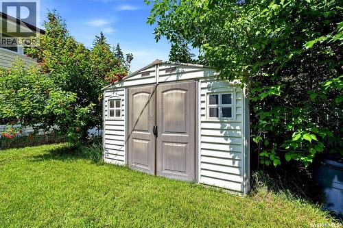 111 Bell Street, Regina, SK - Outdoor