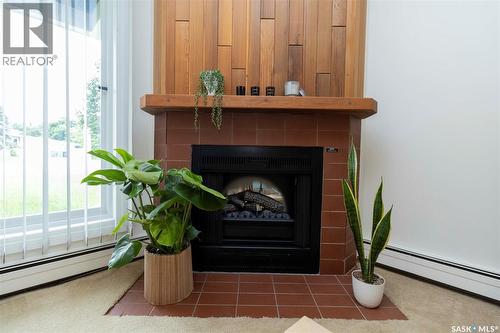 111 425 115Th Street E, Saskatoon, SK - Indoor With Fireplace