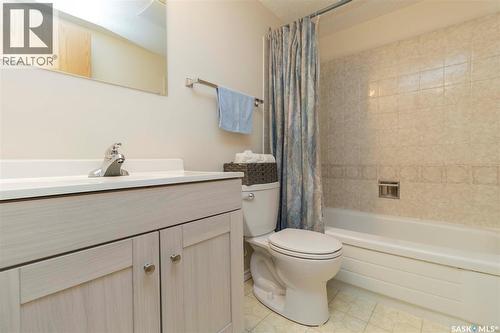 111 425 115Th Street E, Saskatoon, SK - Indoor Photo Showing Bathroom
