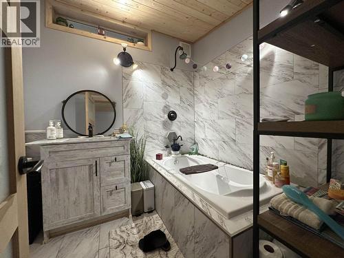 8363 252 Road, Fort St. John, BC - Indoor Photo Showing Bathroom