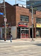 754 KING STREET W Toronto, ON M5V 1N3