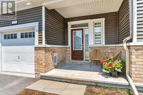 225 Billrian Crescent, Ottawa, ON - Outdoor