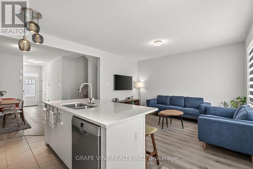 225 Billrian Crescent, Ottawa, ON - Indoor