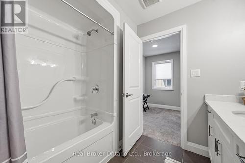 103 Stephenson Way, Minto, ON - Indoor Photo Showing Bathroom