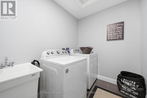 103 Stephenson Way, Minto, ON - Indoor Photo Showing Laundry Room
