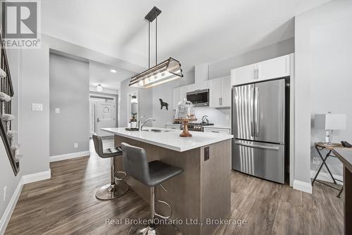 103 Stephenson Way, Minto, ON - Indoor Photo Showing Kitchen With Upgraded Kitchen