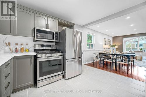 S/S APPLIANCE - 58 Billingsgate Crescent, Ajax, ON - Indoor Photo Showing Kitchen