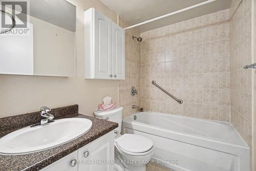 1417 - 2000 Jasmine Crescent, Ottawa, ON - Indoor Photo Showing Bathroom