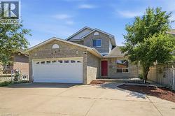 448 STONE CHURCH Road E  Hamilton, ON L9B 2A2