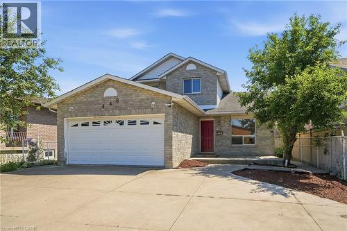 448 STONE CHURCH Road E  Hamilton, ON L9B 2A2