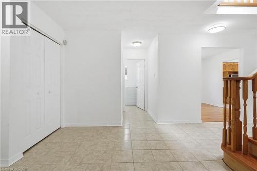 448 Stone Church Road E, Hamilton, ON - Indoor Photo Showing Other Room