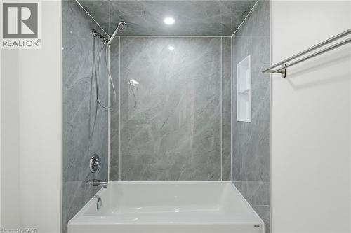Main Bathroom recently updated - 448 Stone Church Road E, Hamilton, ON - Indoor Photo Showing Bathroom