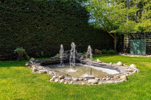 2044 Rivers Crossing, Highlands, BC 