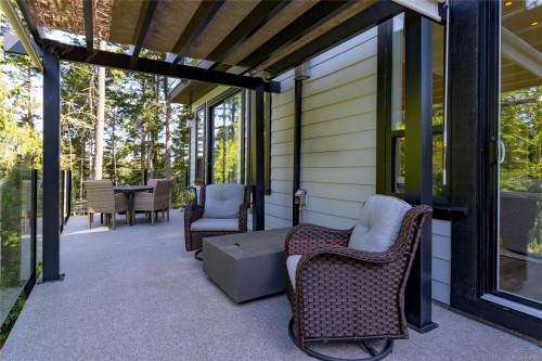 2044 Rivers Crossing, Highlands, BC 