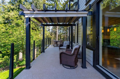 2044 Rivers Crossing, Highlands, BC 