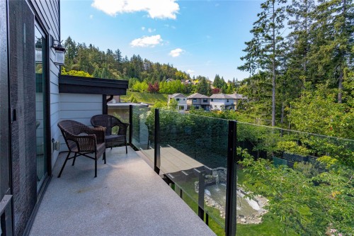 2044 Rivers Crossing, Highlands, BC 