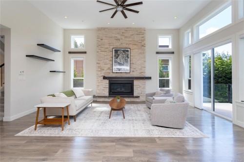 2044 Rivers Crossing, Highlands, BC 