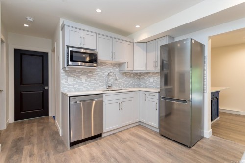 2044 Rivers Crossing, Highlands, BC 