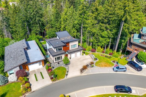 2044 Rivers Crossing, Highlands, BC 
