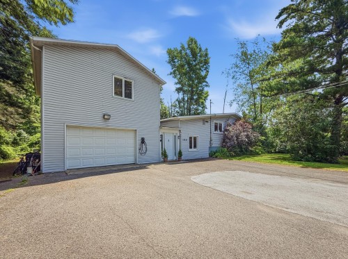 192 12e Avenue O.  Venise-En-Québec, QC J0J 2K0