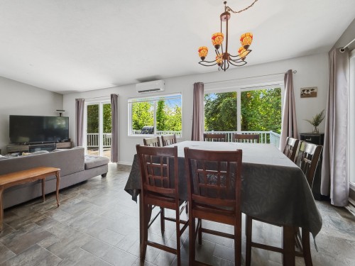 Coin-repas - 192 12E Avenue O., Venise-En-Québec, QC - Indoor Photo Showing Dining Room