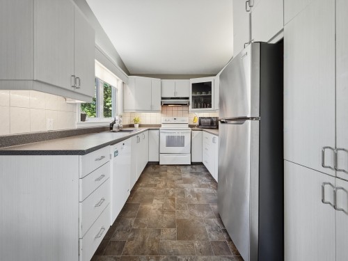 Cuisine - 192 12E Avenue O., Venise-En-Québec, QC - Indoor Photo Showing Kitchen