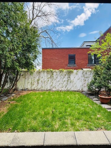 7 2188 Rue Wellington — photo 1