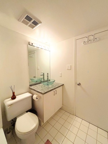 Salle de bains - 7-2188 Rue Wellington, Montréal (Le Sud-Ouest), QC - Indoor Photo Showing Bathroom