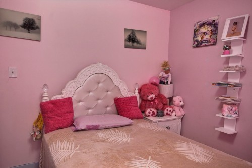 Chambre à coucher - 45 Av. Richelieu, Rouyn-Noranda, QC - Indoor Photo Showing Bedroom