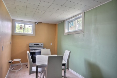 Cuisinette - 45 Av. Richelieu, Rouyn-Noranda, QC - Indoor