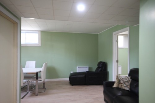 Salle familiale - 45 Av. Richelieu, Rouyn-Noranda, QC - Indoor