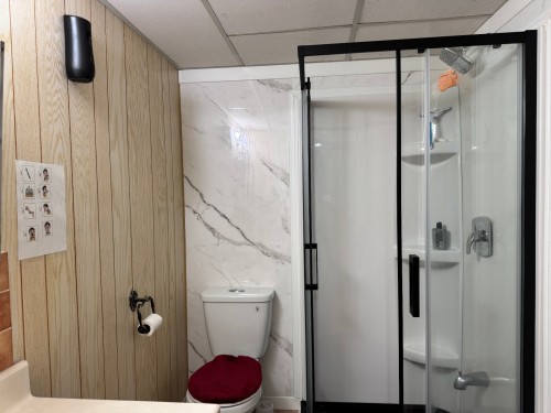 Salle d'exercice - 45 Av. Richelieu, Rouyn-Noranda, QC - Indoor Photo Showing Bathroom
