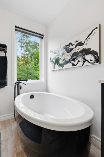 Salle de bains - 3 Ch. De L'Avenir, Chute-Saint-Philippe, QC - Indoor Photo Showing Bathroom