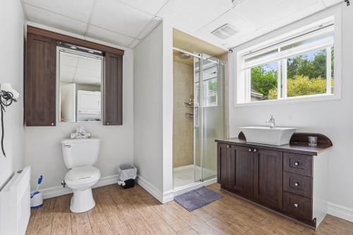 Salle de bains - 3 Ch. De L'Avenir, Chute-Saint-Philippe, QC - Indoor Photo Showing Bathroom